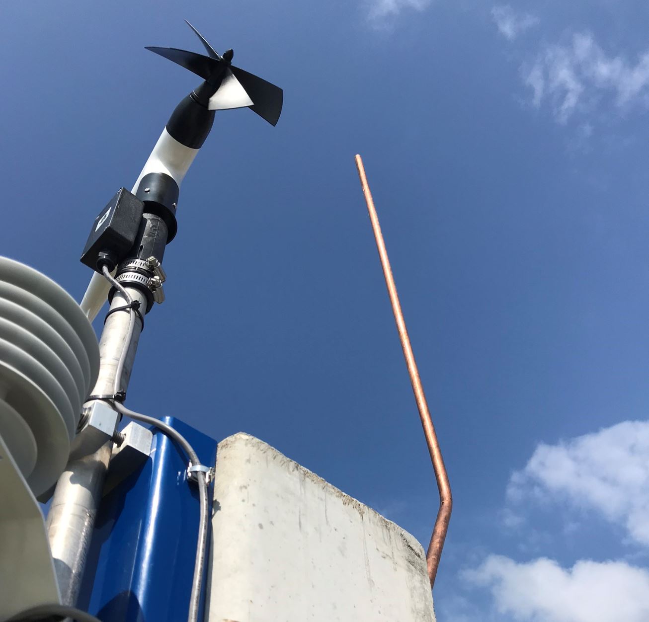 A hurricane network weather station by WeatherFlow in Mexico